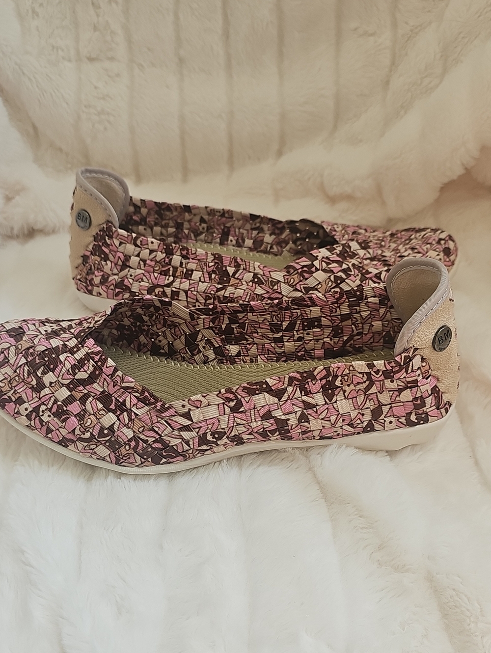 bernie mev. Pink & Brown Patterned Woven Slip-Ons